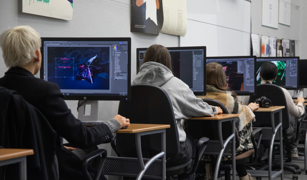 Sala komputerowa w AFA